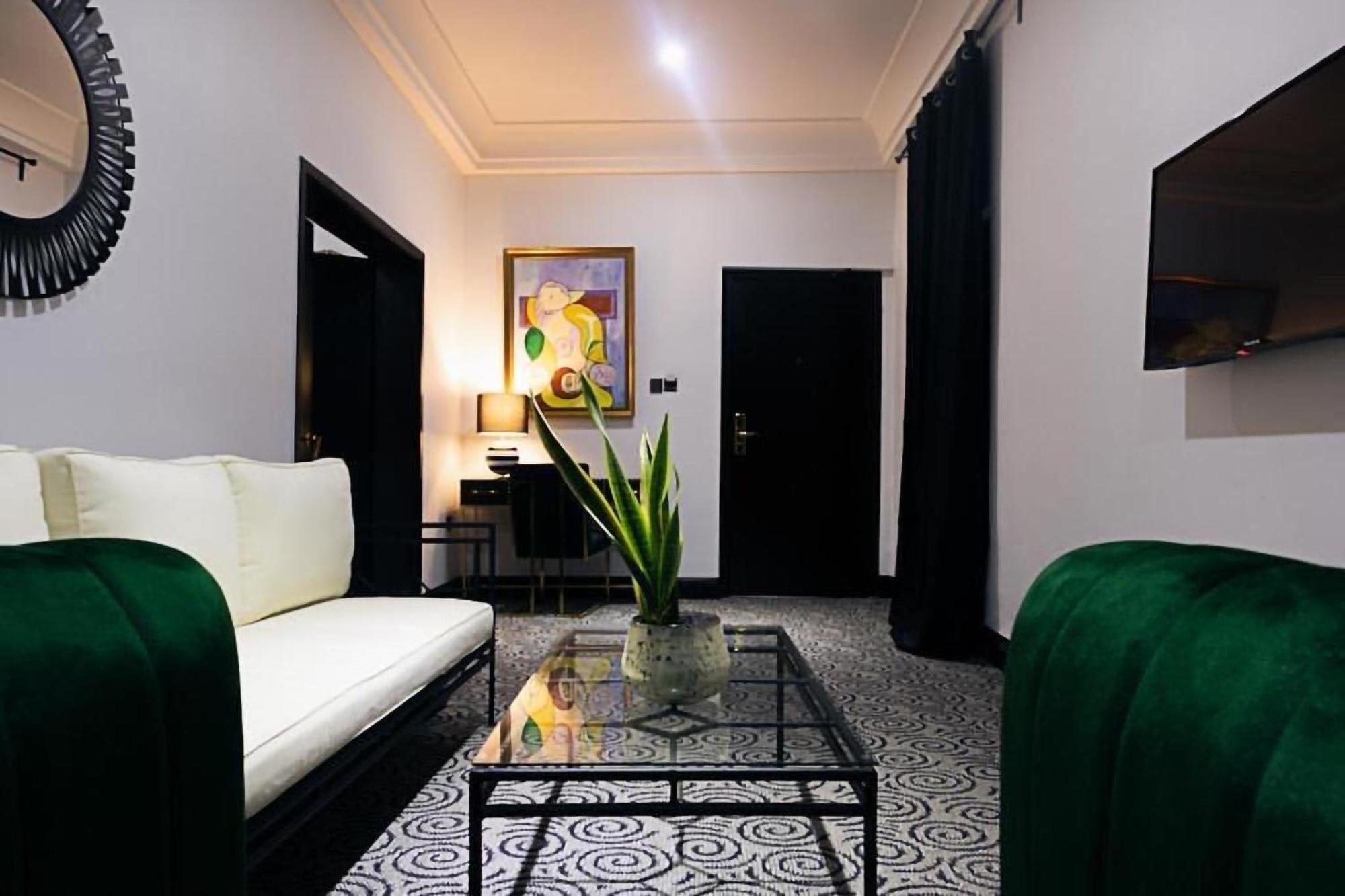 Muse Boutique Hotel Enugu Dış mekan fotoğraf